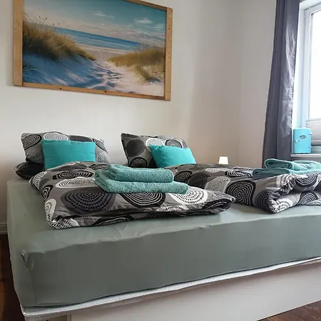 Lieblingsplatz- Gästezimmer Am Nord-ostsee-kanal Mit Whirlpools