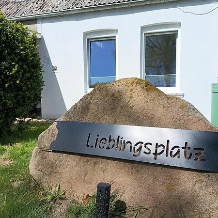 Lieblingsplatz- Gästezimmer Am Nord-ostsee-kanal Mit Whirlpools